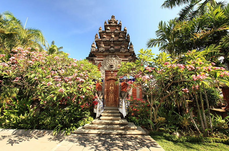 bali - legian - Mandiri Beach Resort & Spa_Balinese Gate