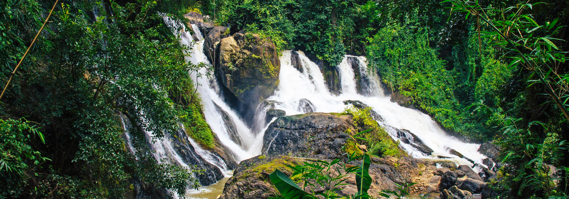 thailand - mae hong son_pha sue vandfald_01