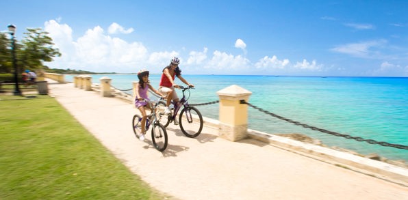 dansk vestindien - st croix_christiansted_familie_cykling_01