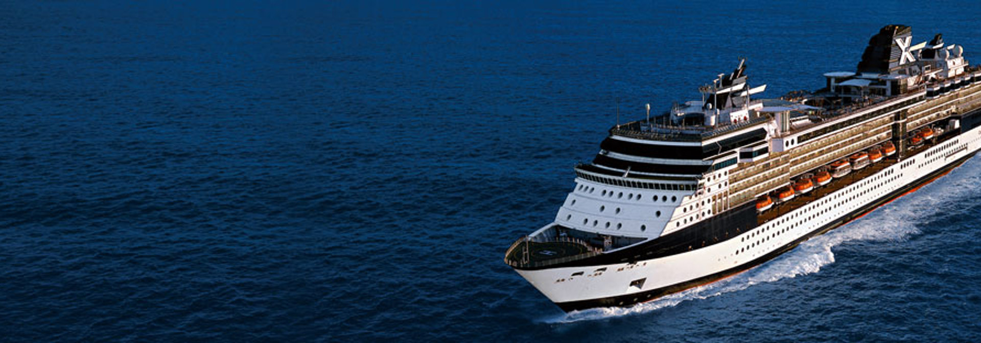 celebrity summit_skib udvendigt_02
