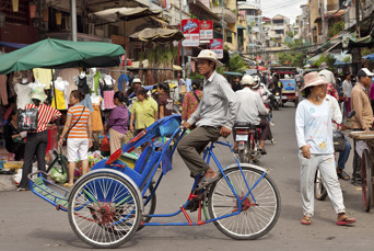 cambodia - phnom penh_rickshaw_01