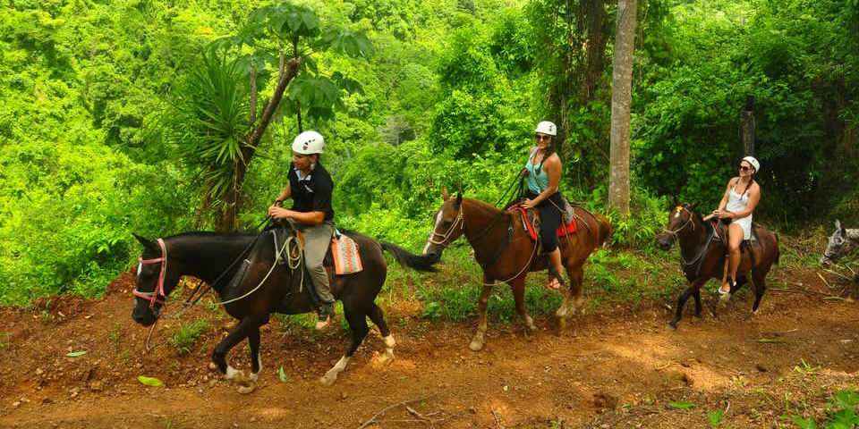 costa rica - arenal_horseback_riding_fortuna_waterfalls_01