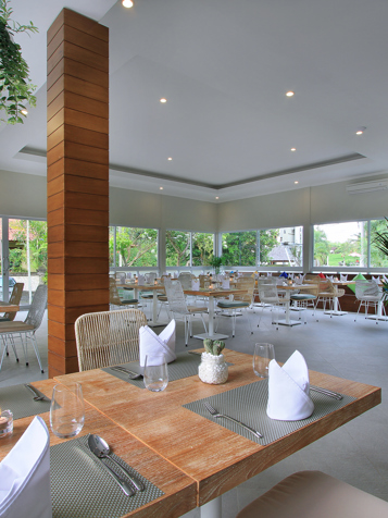 bali - tepa tepi kali_restaurant_01