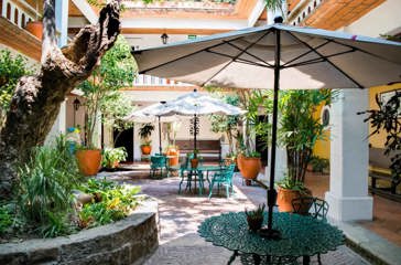 Hotel Parador Del Dominico Patio 03