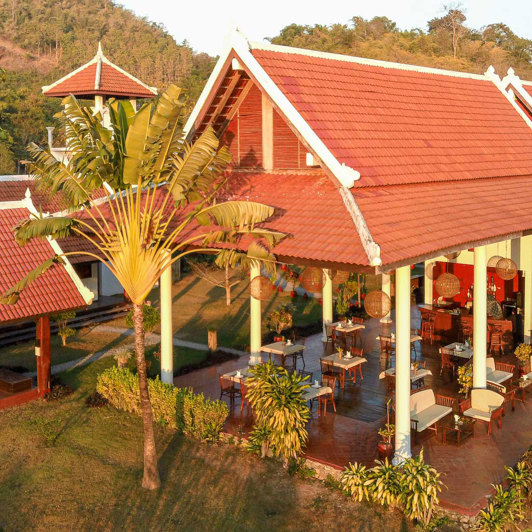 Sanctuary Pakbeng Lodge Deluxe Suite Building