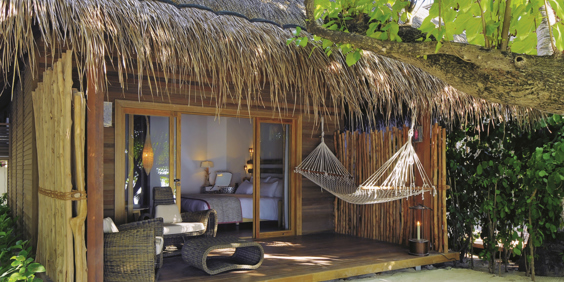 moofushi maldives beach villa kopi
