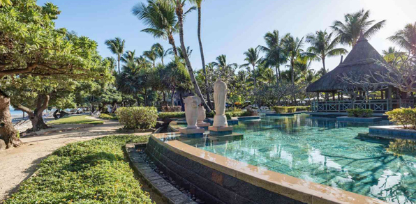 mauritius - La_Pirogue_pool_02
