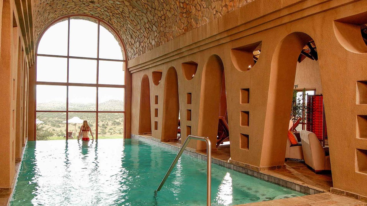 Gocheganas Lodge 01
