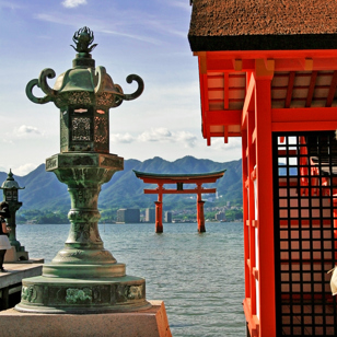 japan - hiroshima_miyajima gate_02_hf
