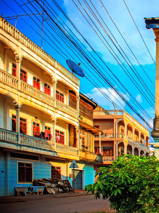 laos - pakse_champasak_fransk bygning_02