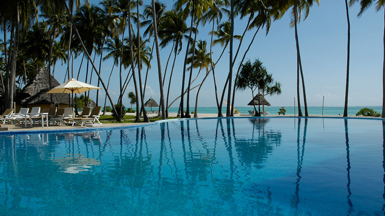 Ocean Paradise Resort And Spa Pool 02