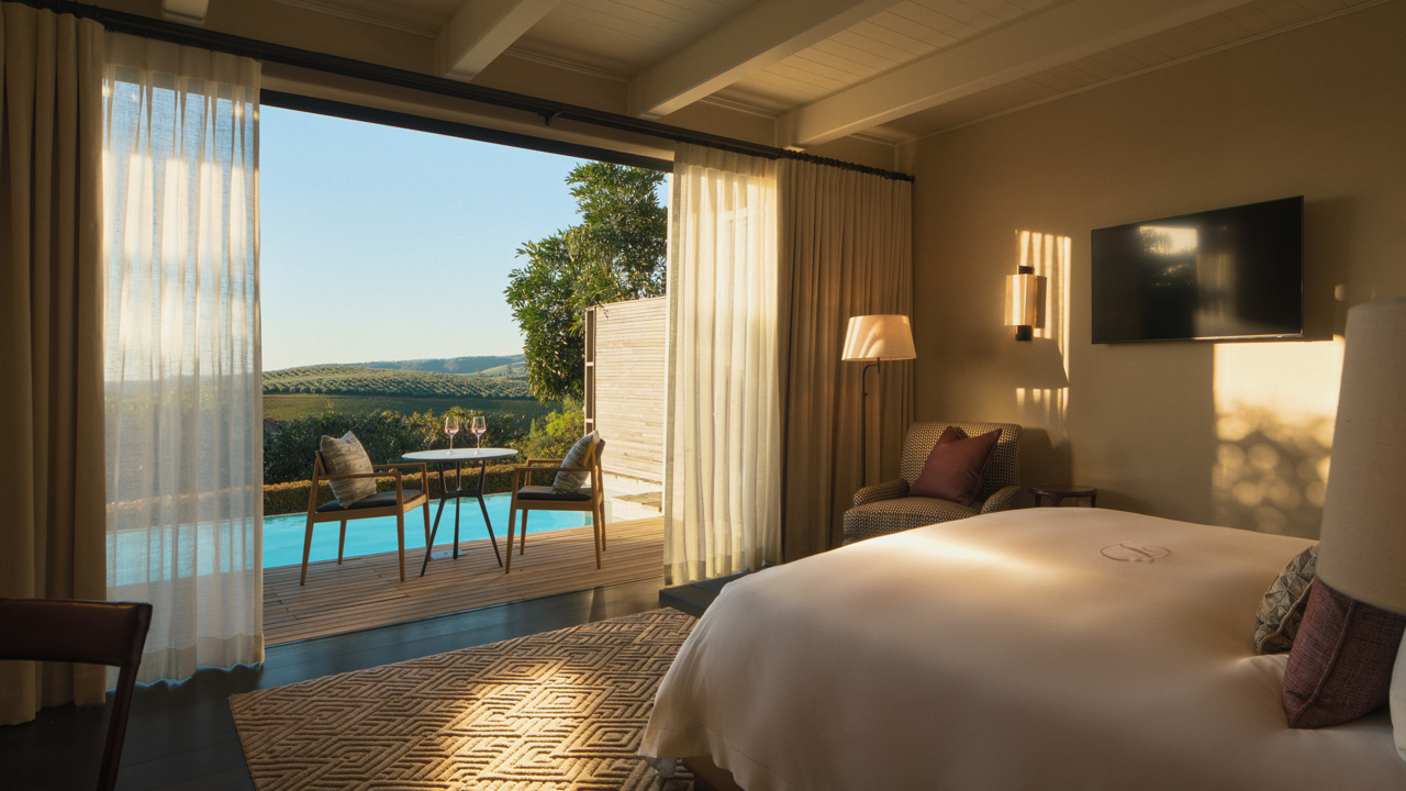 Delaire Graff Estate Luxury Lodge Bedroom 01