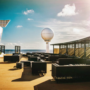 celebrity summit_roof top bar_01