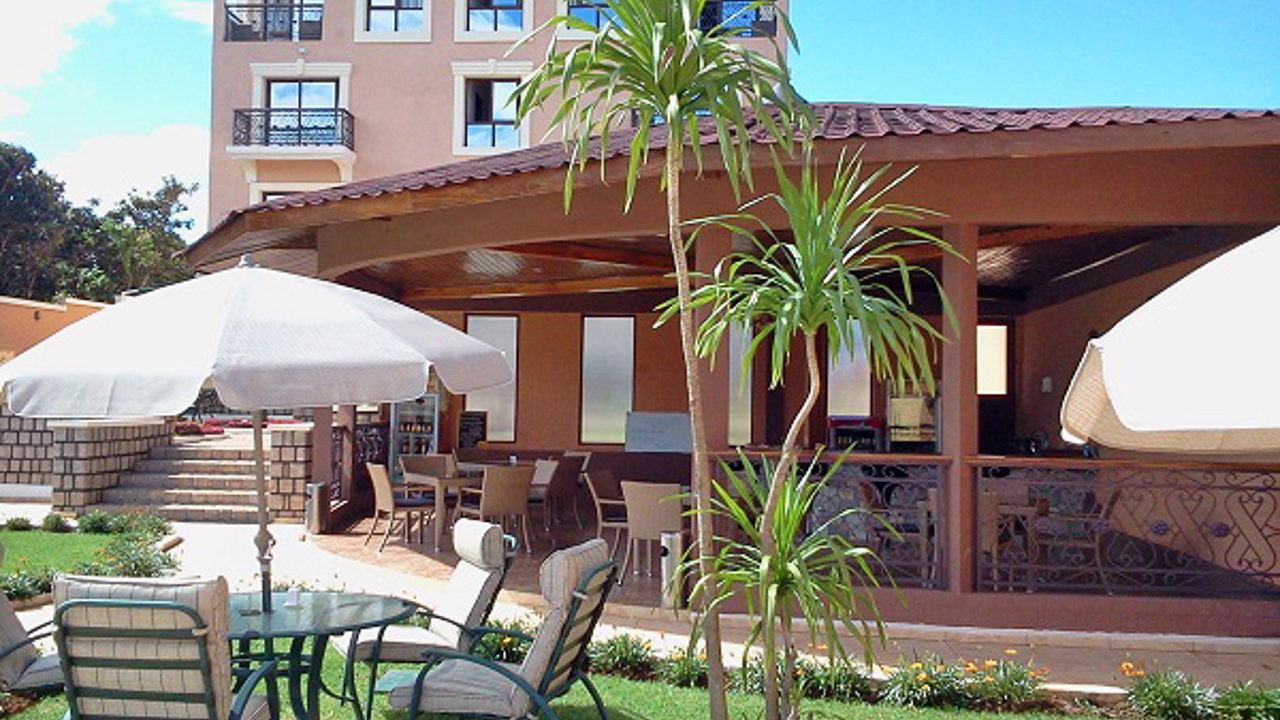 le royal palace_restaurant_02