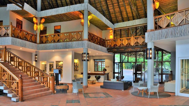 Cresta Mowanar Safari Resort And Spa Lobby Og Reception