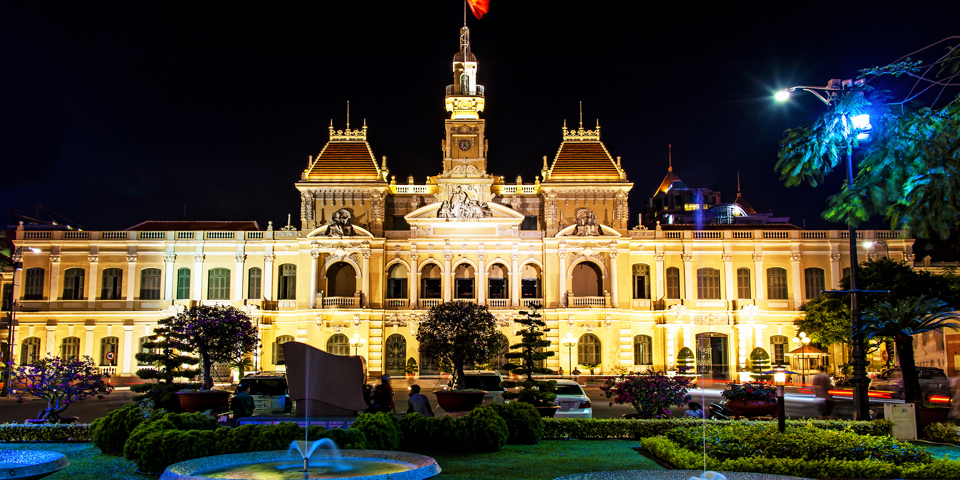 Vietnam - ho chi minh_city hall_04