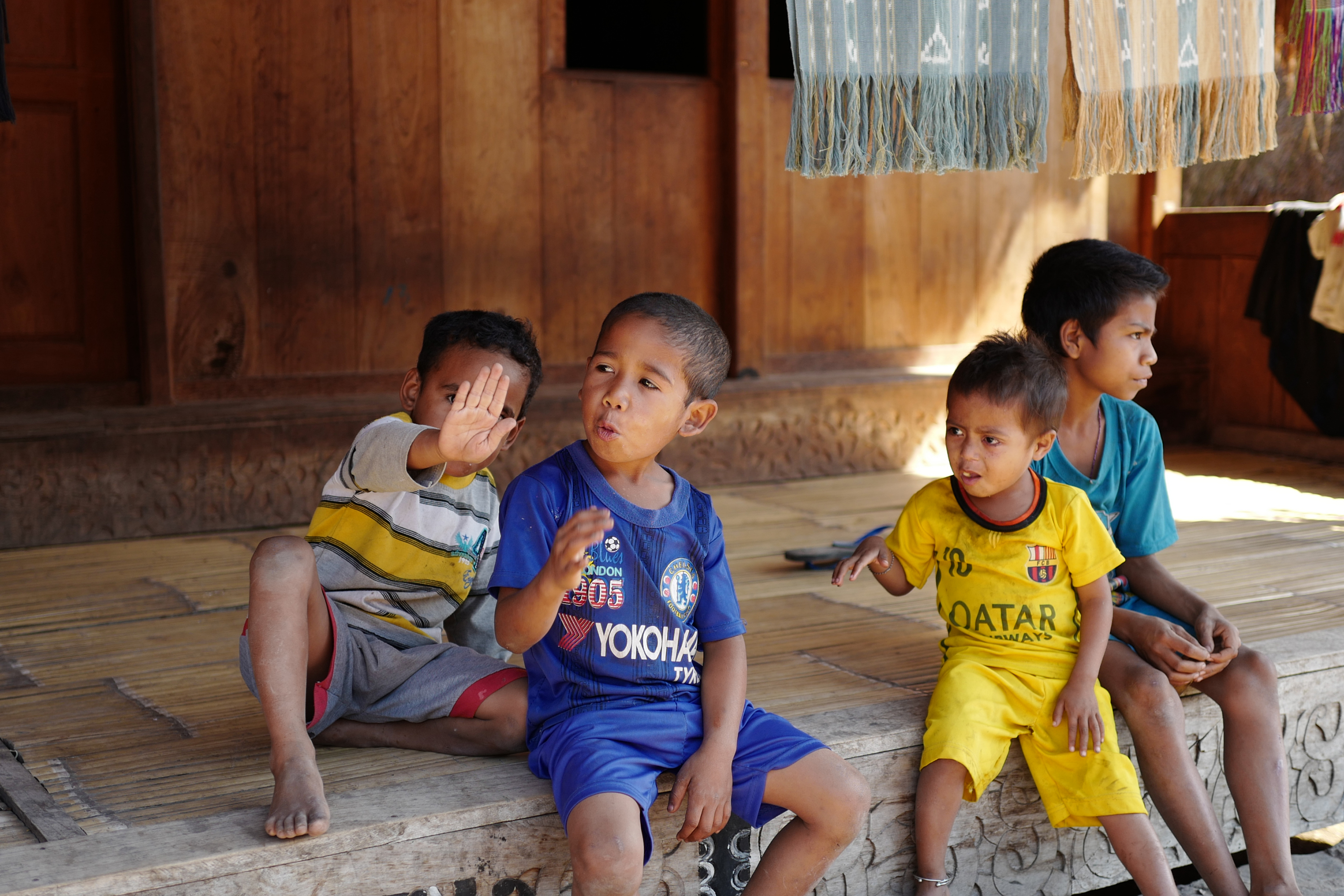 bali - flores_landsby_befolkning_09