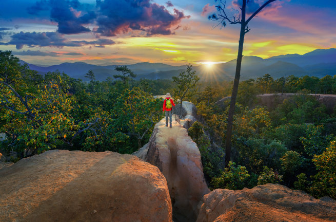 Pai Trekking Along Canyon 2058436841