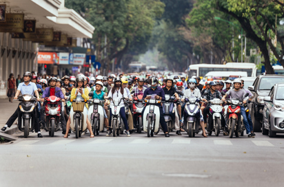 vietnam - hanoi traffik