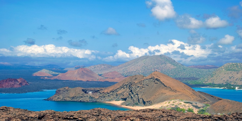 galapagos_bartalome island_udsigt_01