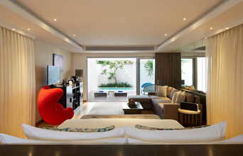 bali - seminyak - Double Six Seminyak_DeluxeSuitePlungePool_01
