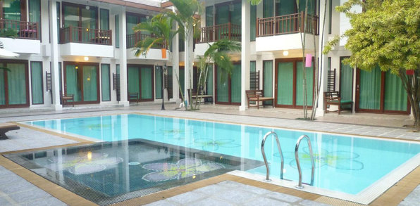 Mantrini Chiang Rai Pool 01