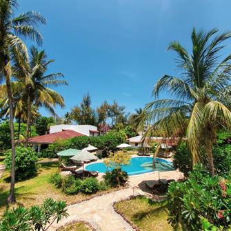 Flame Tree Cottages Pool