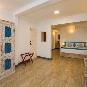 Super Deluxe Room