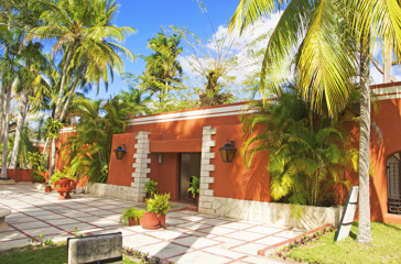 mexico - chichen itza - villas arqueologicas chichen itza_udenfor_02