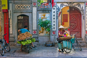 vietnam - hanoi scooter_02