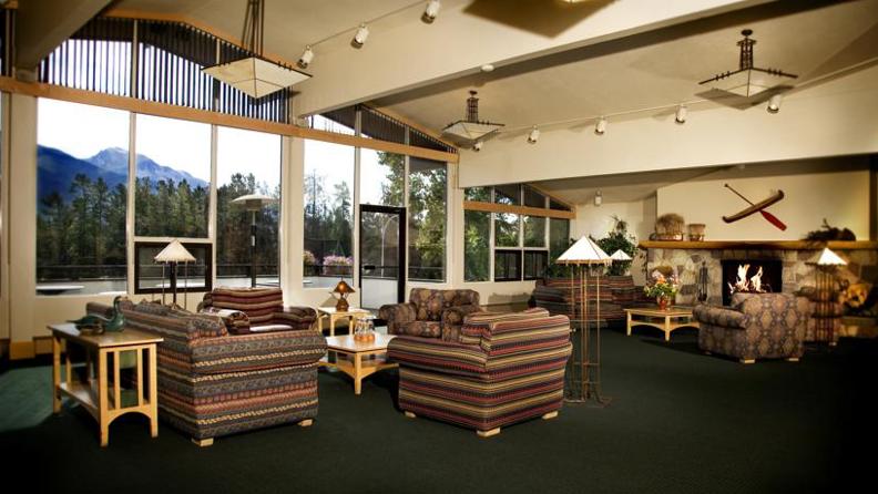 canada - jasper - jasper lobstick lodge_lobby