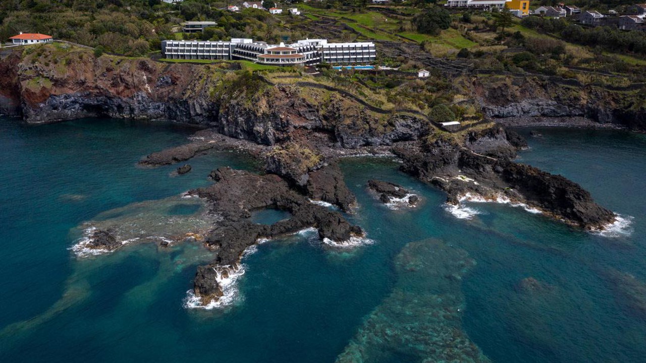 Caloura Hotel_drone picture_02