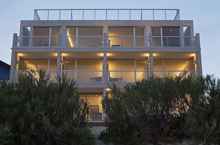 Rayentray Oceano Exterior