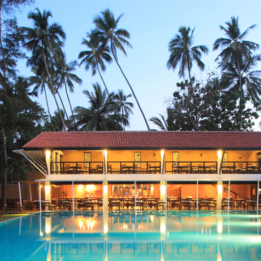 sri lanka - avani bentota resort spa_restaurant_04