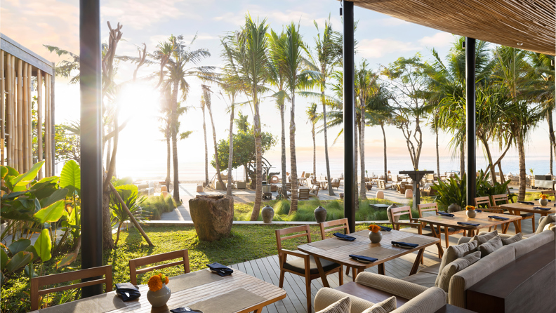 bali - sanur - sanur_segara village_beach_front_2022_eatery_sunrise_01