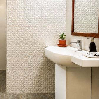Super Deluxe Bathroom