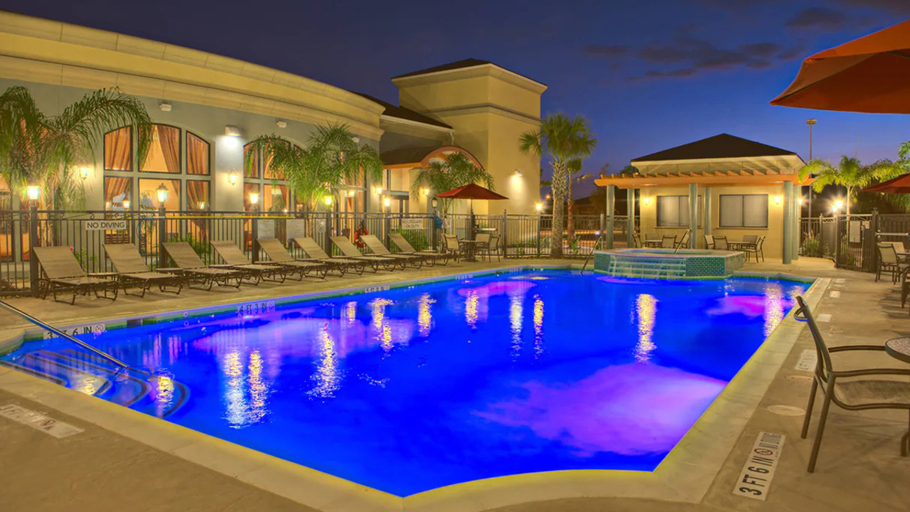 usa - courtyard houma_pool_02