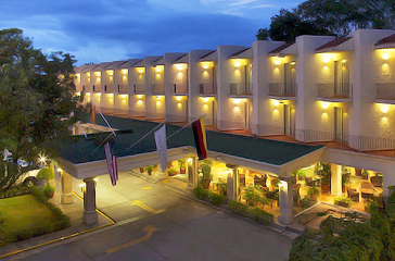 mexico - villahermosa - hotel viva villahermosa_facade_01