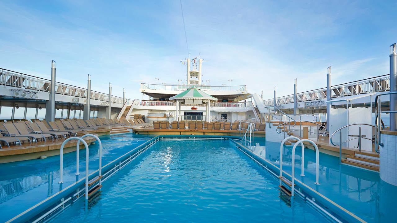 Ncl Jade Pooldeck 0161