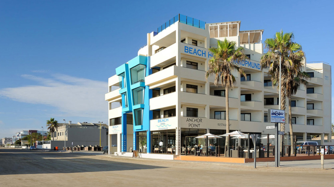 swakopmund beach hotel_02
