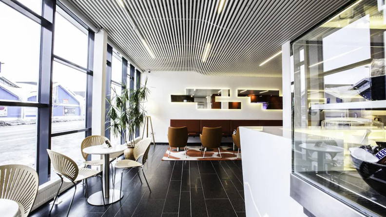 Hotel_hans_egede_cafe_01