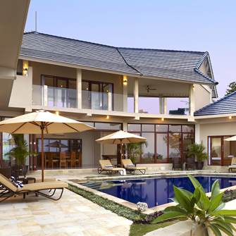 Grand Beach Villa