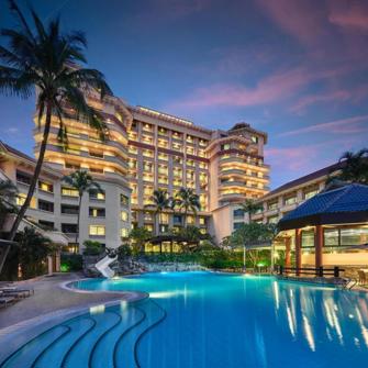 Hotel Paradox Singapore Pool