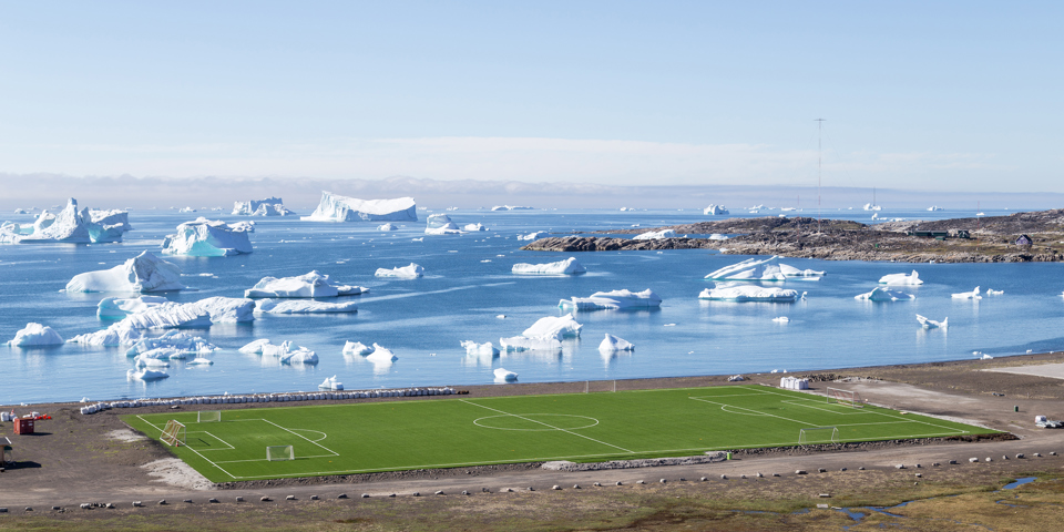 qeqertarsuaq_fodboldbane_01
