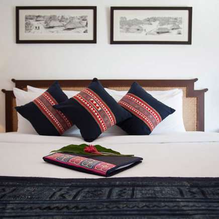 laos - vang vieng - riverside boutique resort_deluxe hmong style