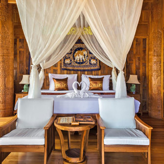 Deluxe Pool Suite 2
