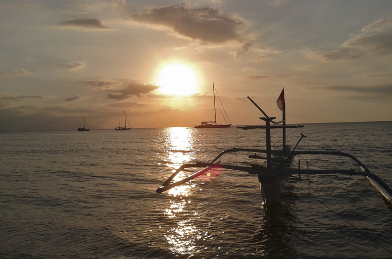 bali - lovina - the lovina_delfintur solnedgang_01