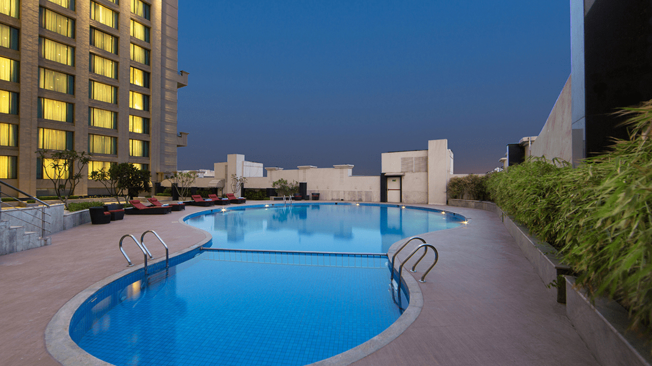 Welcomhotel Dwarka Pool