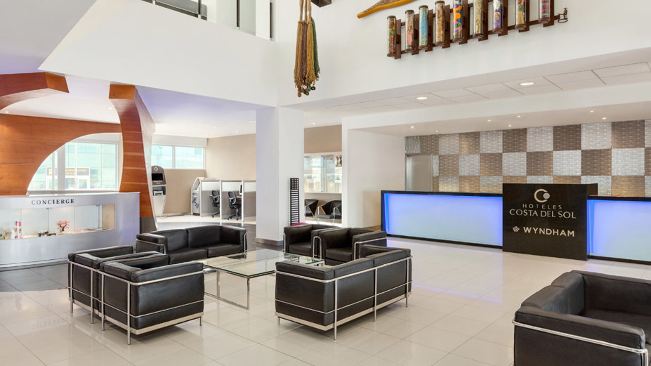 peru - lima - wyndham costa del sol lima airport_lobby_reception_01
