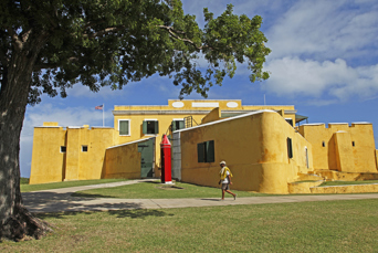 de vestindiske øer - galleri - st croix_christiansted_gult fort_14_gul